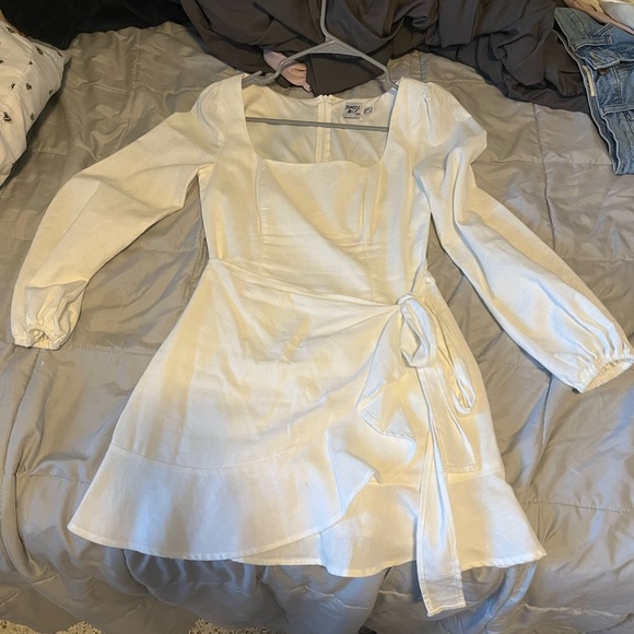 Princess Polly the Villa Mini Dress White - Picture 4 of 5